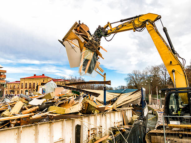 Best Yard Waste Removal  in Augusta, WI